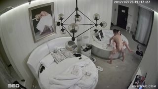 Hotel room hidden camera caught couple bathtub fucking